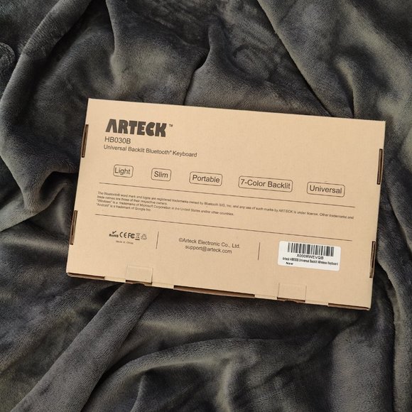 Arteck Slim Portable Wireless Keyboard - Picture 3 of 5